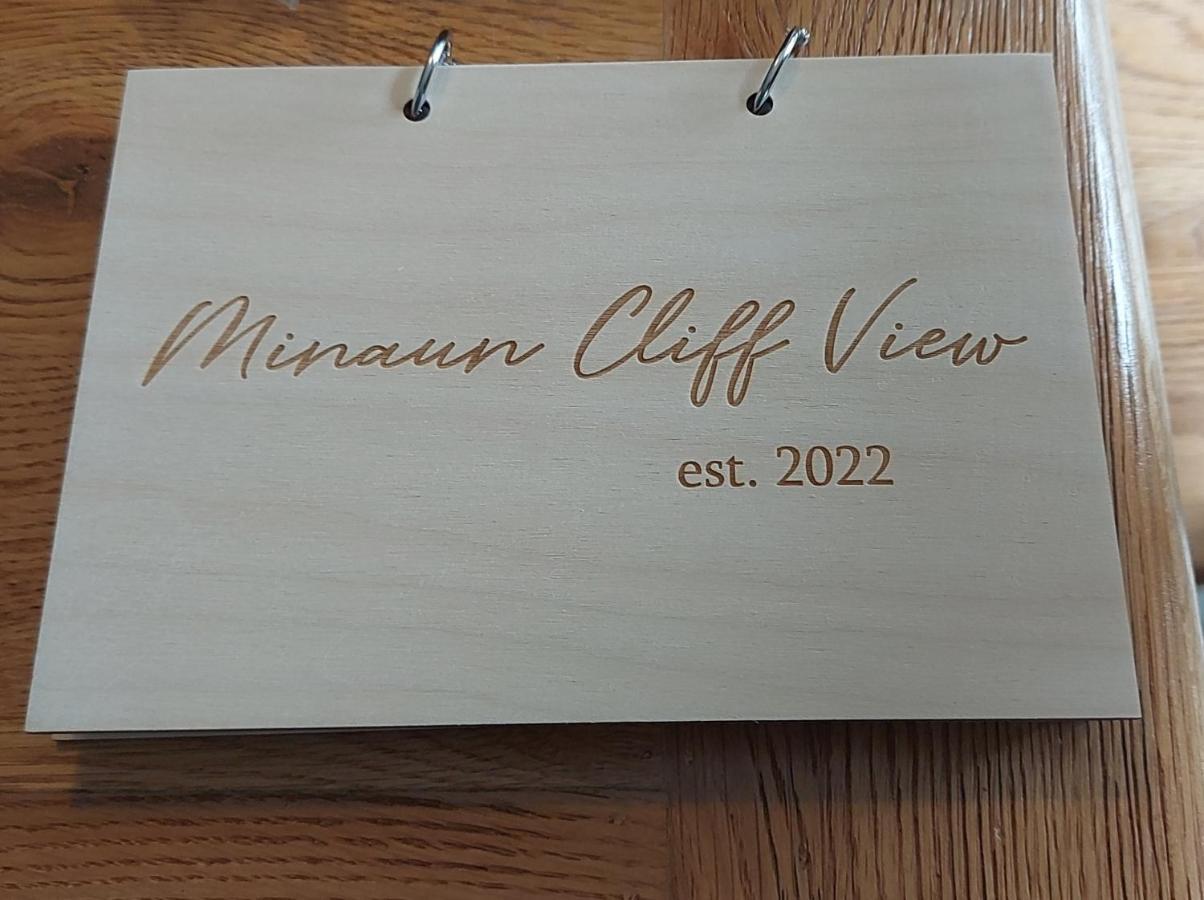 Minaun Cliff View Apartment Keel  Ngoại thất bức ảnh